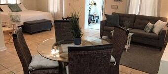 The Blue Crab at Riverwalk Cottages Unit 202B