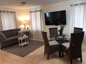 Smart TV - The Blue Crab at Riverwalk Cottages Unit 202B (Carrabelle)