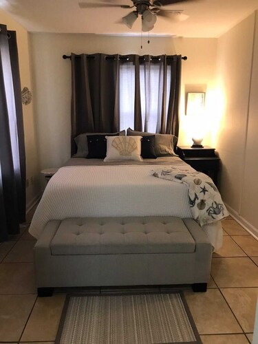 The Oyster Bed- Riverwalk Cottages Unit 204 B