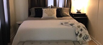 The Oyster Bed- Riverwalk Cottages Unit 204 B