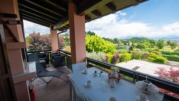 Appartamento familiare | Vista balcone