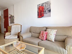 Living area - Chimenea Pinar 2 Apartment by Casasol (Nerja)