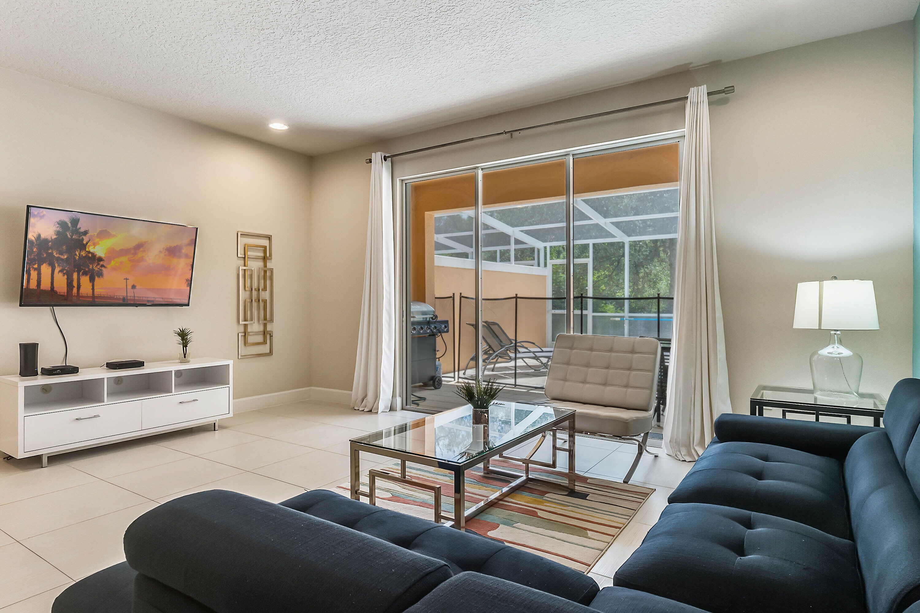 3 Bedrooms / 3 Bathrooms / Serenity (1605 TA)