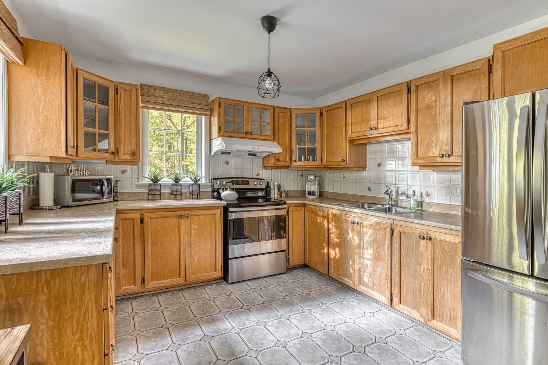 Chalet bord de l'eau avec plage à deux pas de la ville Québec!