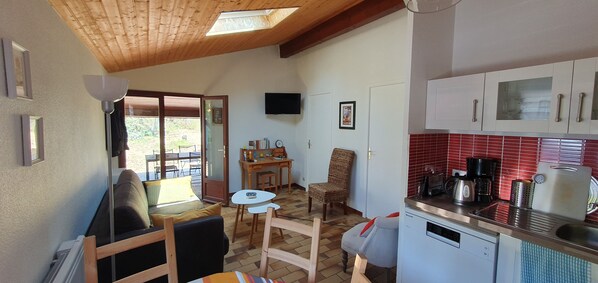 Interior - Nice house 2 bdrms + garden in quiet area, near beach and golf course (Moliets-et-maa)