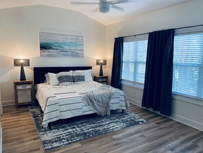 3 bedrooms, travel cot, free WiFi, bed sheets