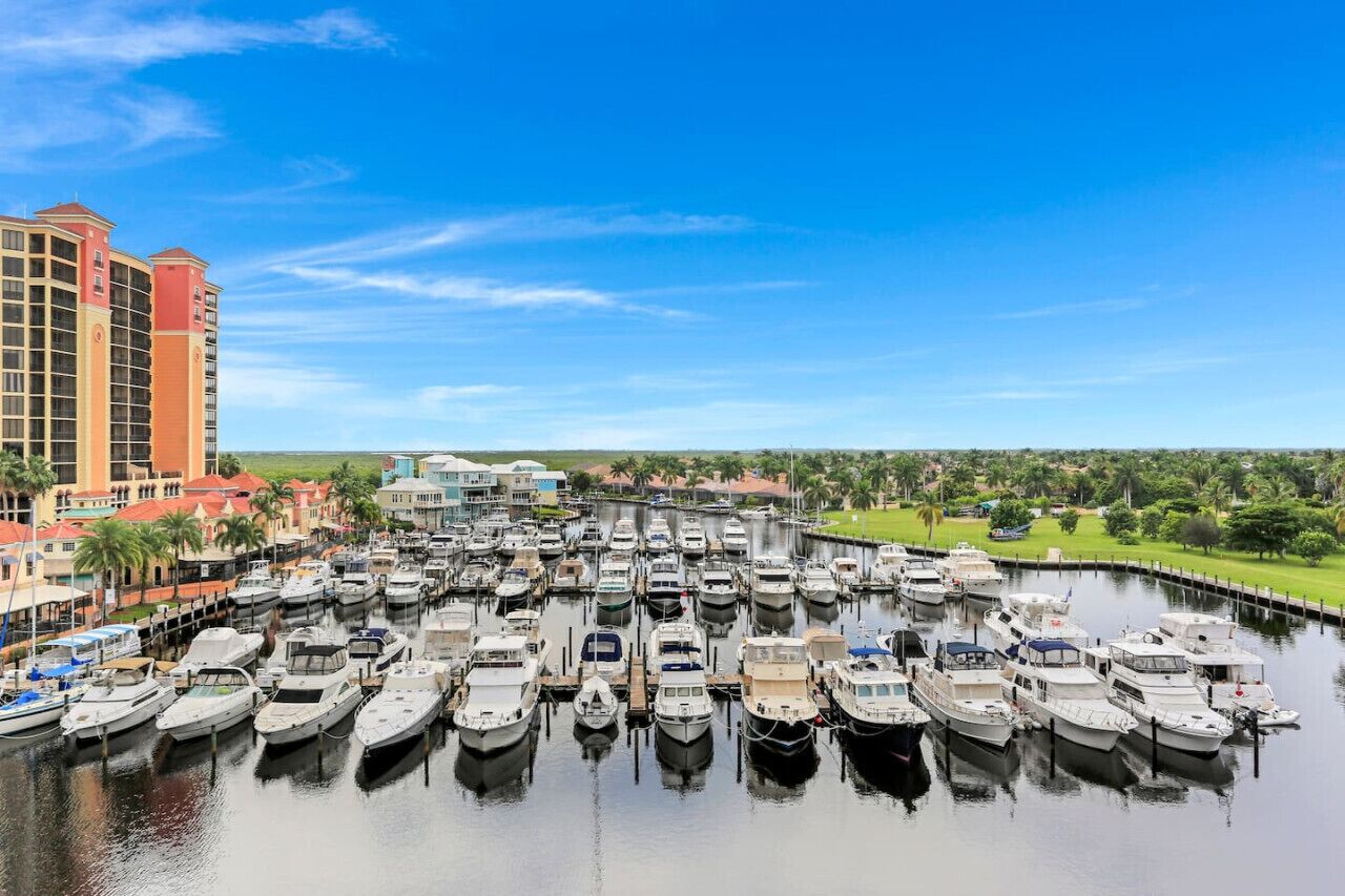 Seas the Day | 2/2 Beautiful Marina View