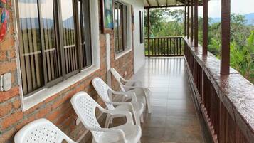 Terassi/patio