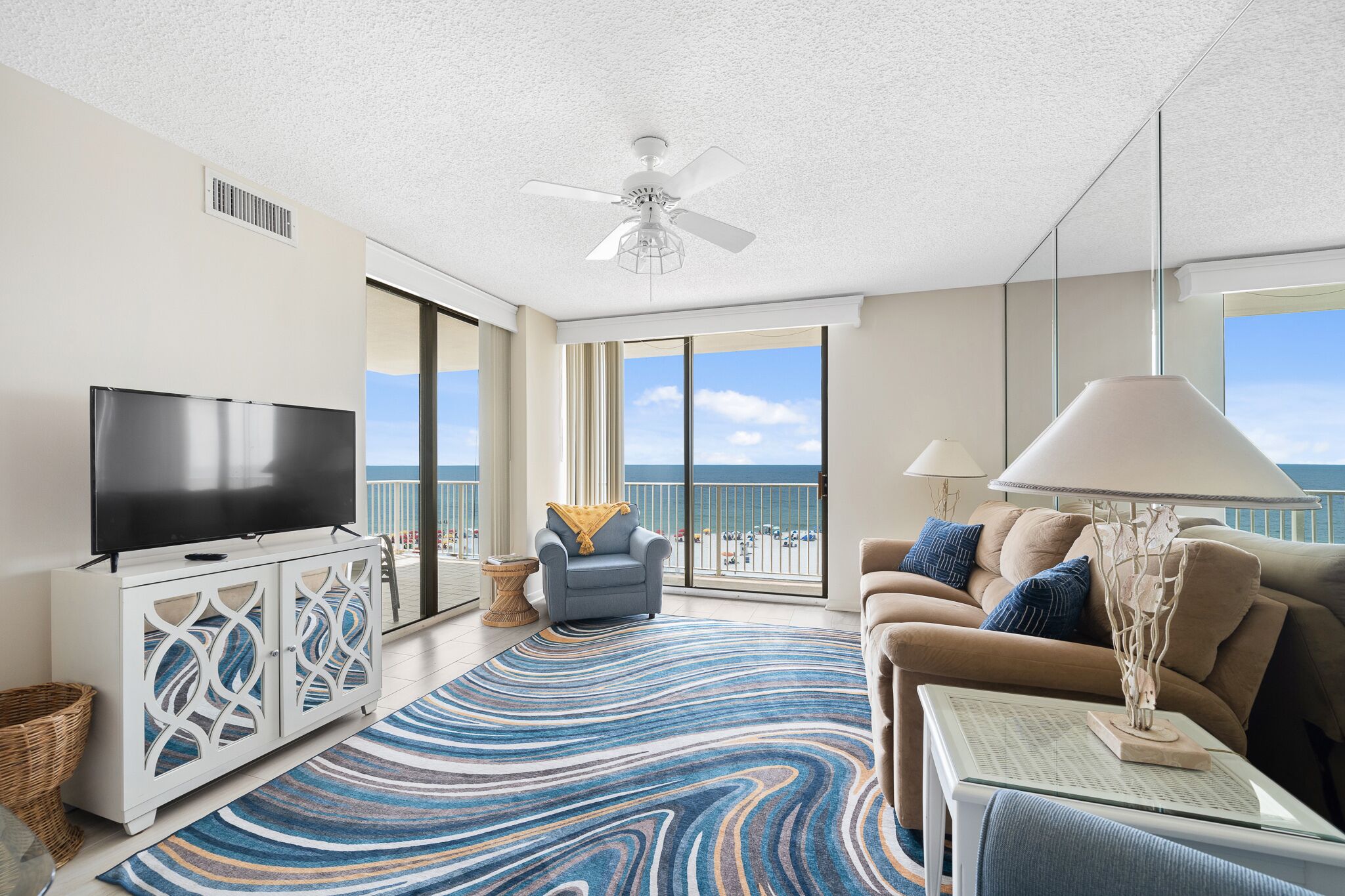 Cleaning Fee Waived w/Fall Booking 4 nights or more-Message to Book Fall Special