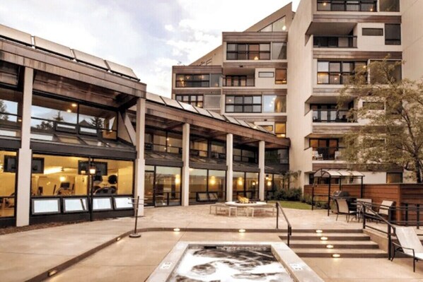 Terrace/patio - VB | 3 BR Condo in Lionshead - Hot Tub, Near Lifts (Vail)