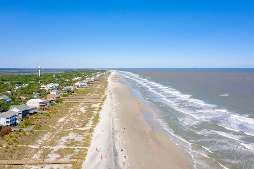 Salty Shack #A - Across from the Beach - Central Location - Dogs Welcome with Approval