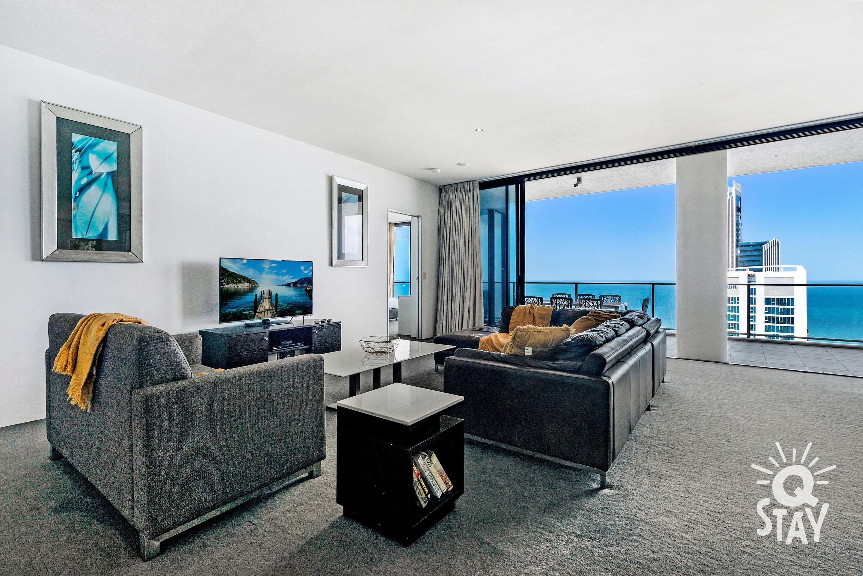 ♦️  Circle on Cavill – 4 Bedroom Sub Penthouse Modern Furnishings — Q Stay