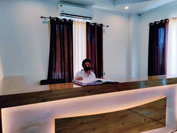 Lobby - Corbett Suite with Balcony (Ramnagar)