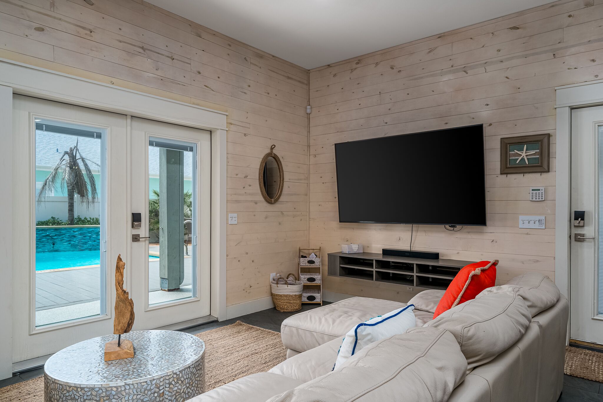 智能电视、立体声音响