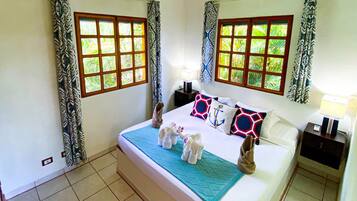 1 bedroom, in-room safe, iron/ironing board, free WiFi