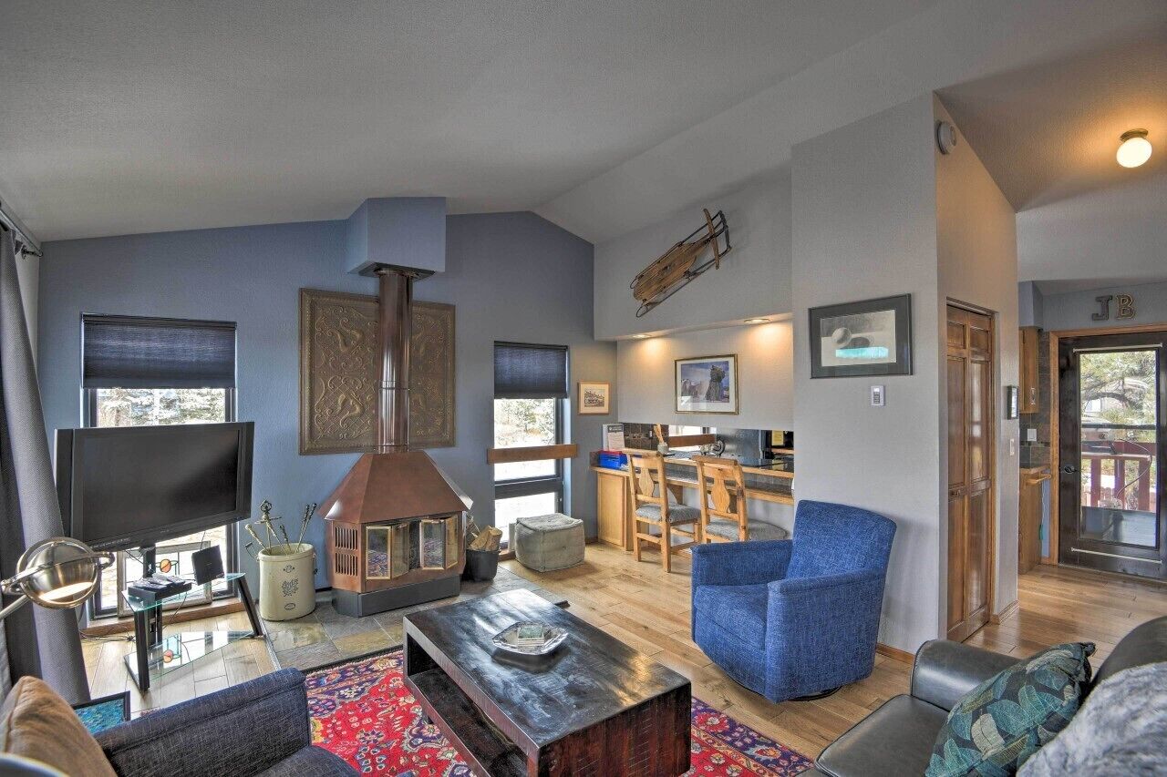 Nicely renovated two bedroom condo