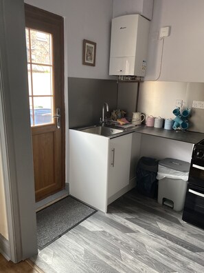 Ferienhaus, Mehrere Betten | Eigene Küche | Kühlschrank, Mikrowelle, Ofen, Herdplatte