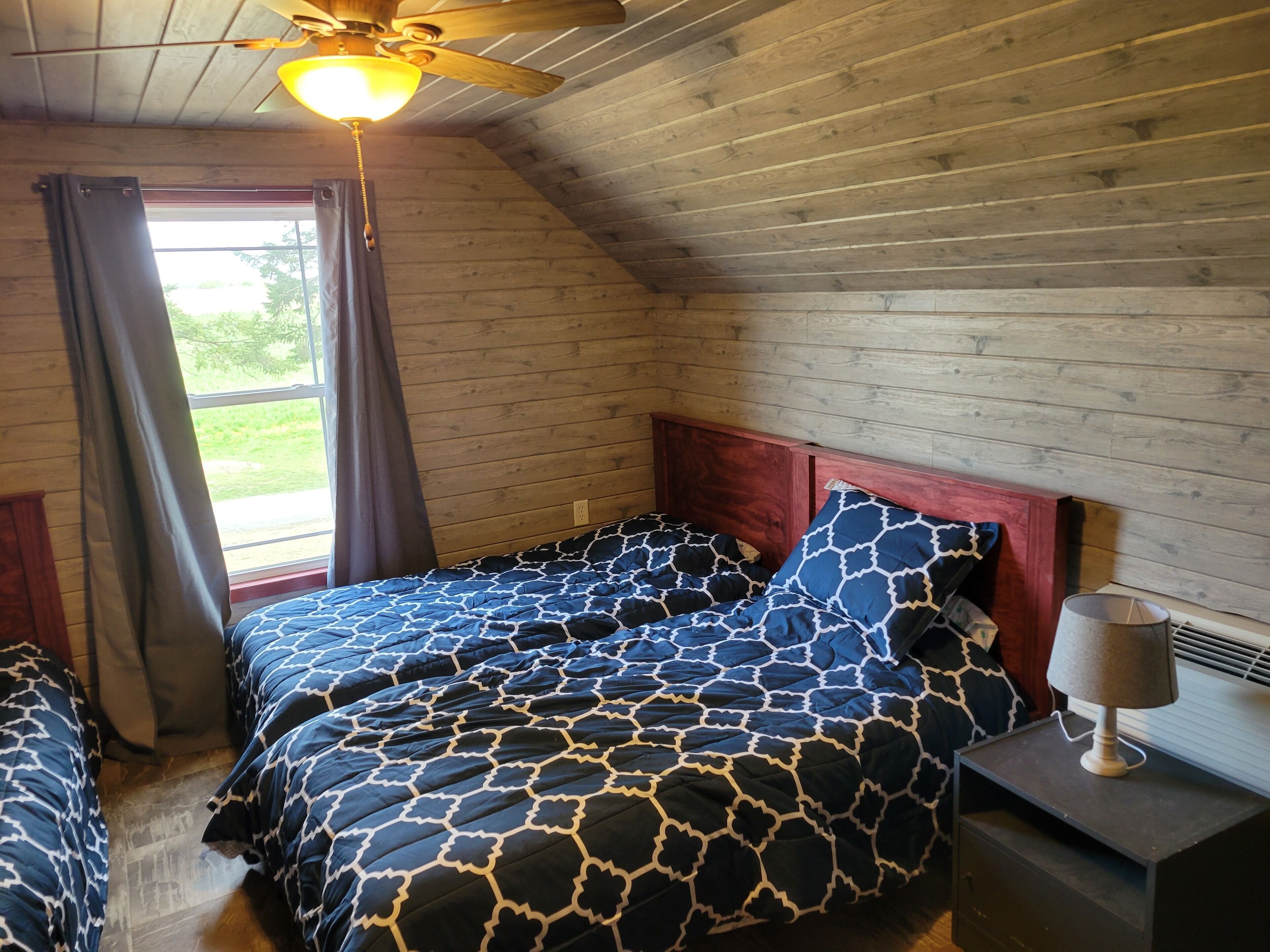 Long Lake Retreat-Bunkhouse