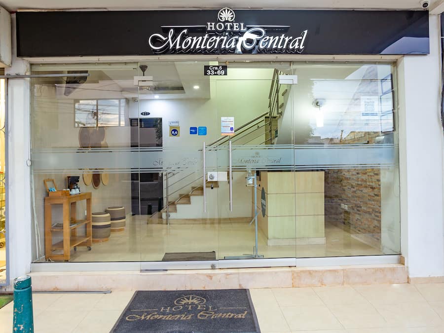 Entrada de la propiedad