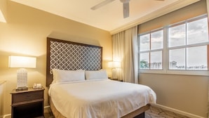 2 bedrooms, in-room safe, iron/ironing board, travel cot - Doral | Miami Golf Stay | Pool & Golf | 2BR (Miami)