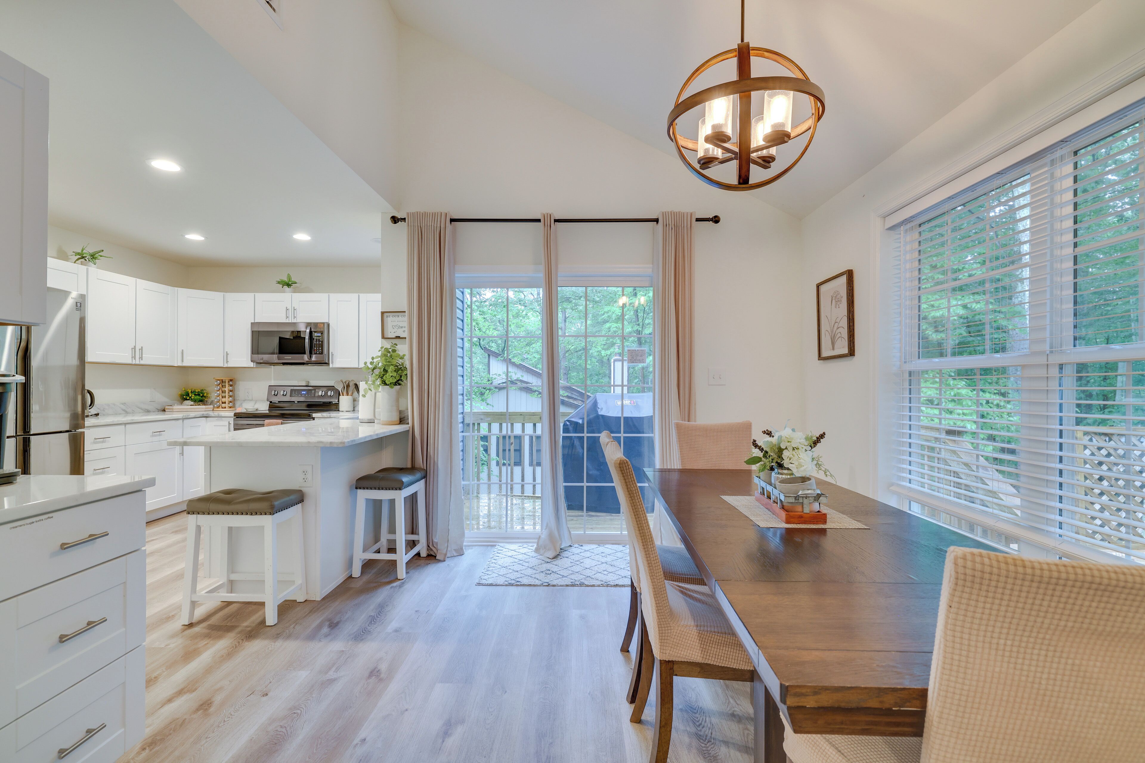 Chic Penn Estates Home: 7 Mi to Camelback Mtn