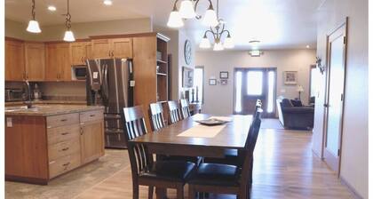 Greystone Crossing Suite #8