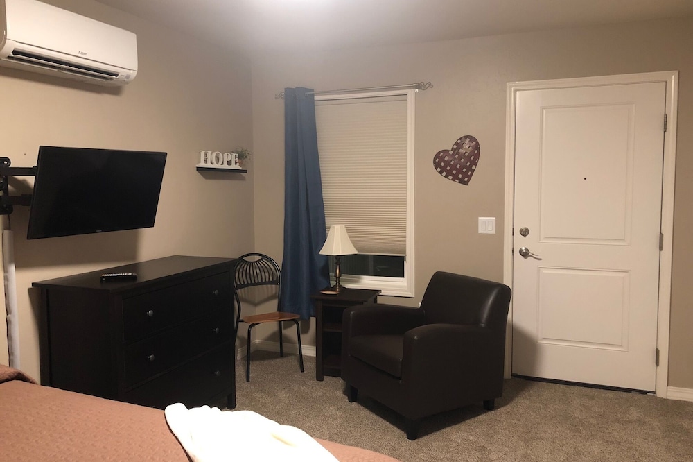 Greystone Crossing Suite #10