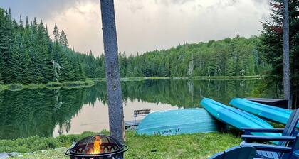 Trailside at Middle Pond