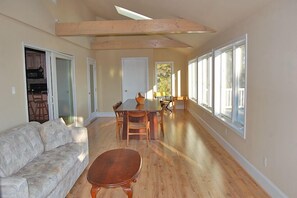 Interior - Willet's Way- Close to Beach w/ Assateague Views & Boat Dock (Chincoteague)