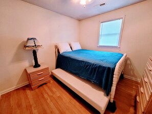 4 多间卧室、WiFi、床单