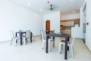 Free daily continental breakfast  - Ayenda Hotel Trinidad (Montería)
