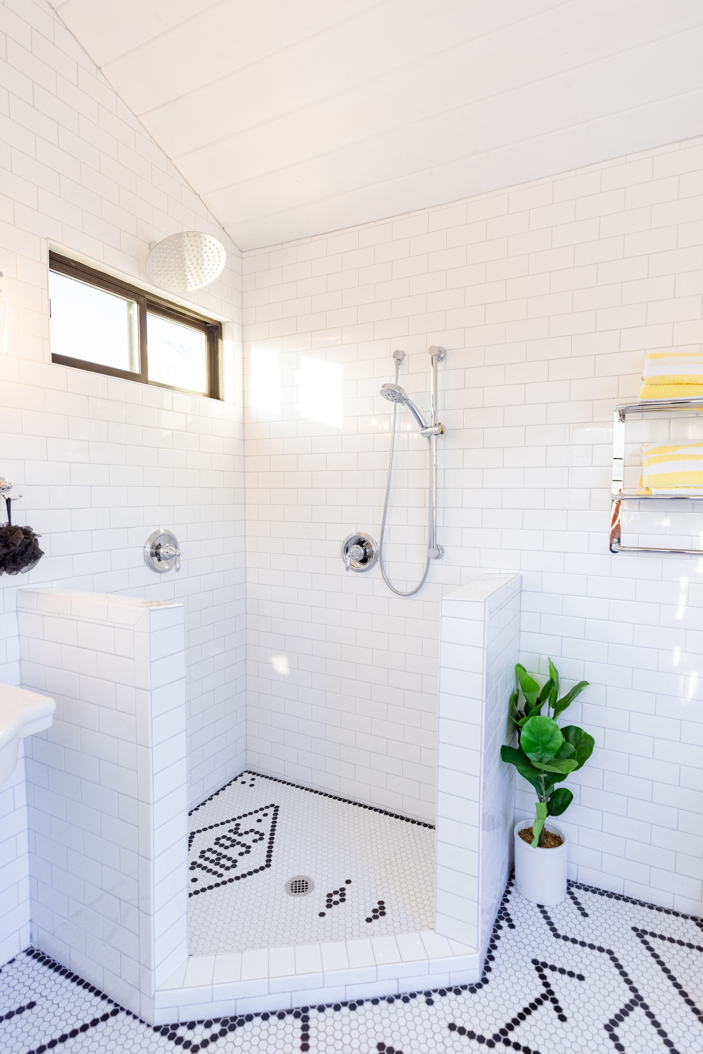 1895 Edna Railhouse - The Heart of Central Coast Wine Country