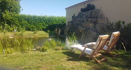 Ruffec charente House peaceful and pleasant setting with park and near ts shops