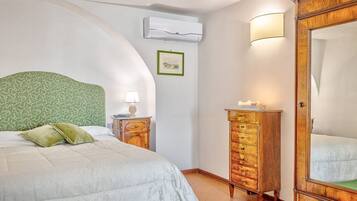 1 chambre, fer et planche Ă repasser, Wi-Fi, draps fournis