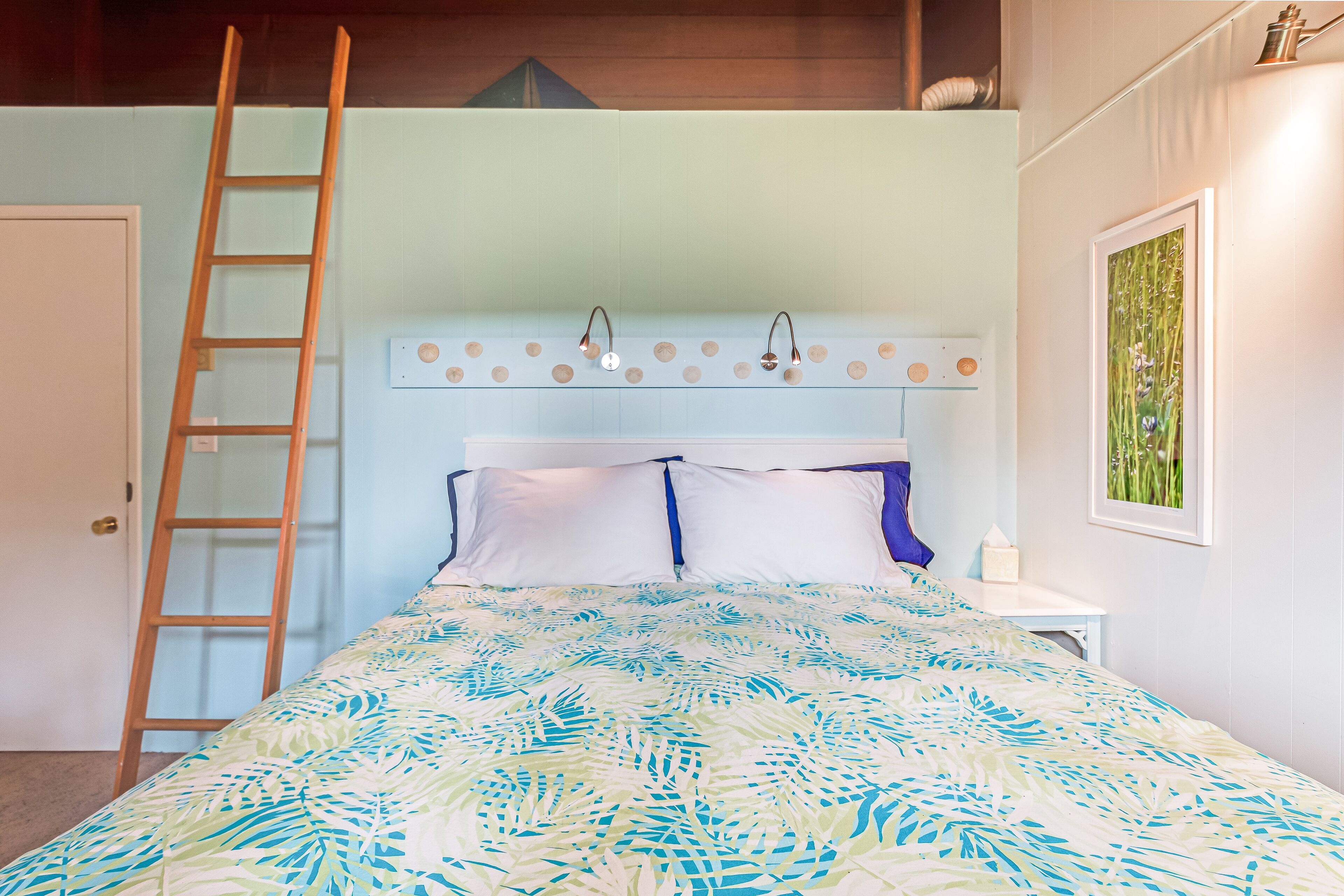 2 bedrooms, internet (free), bed sheets