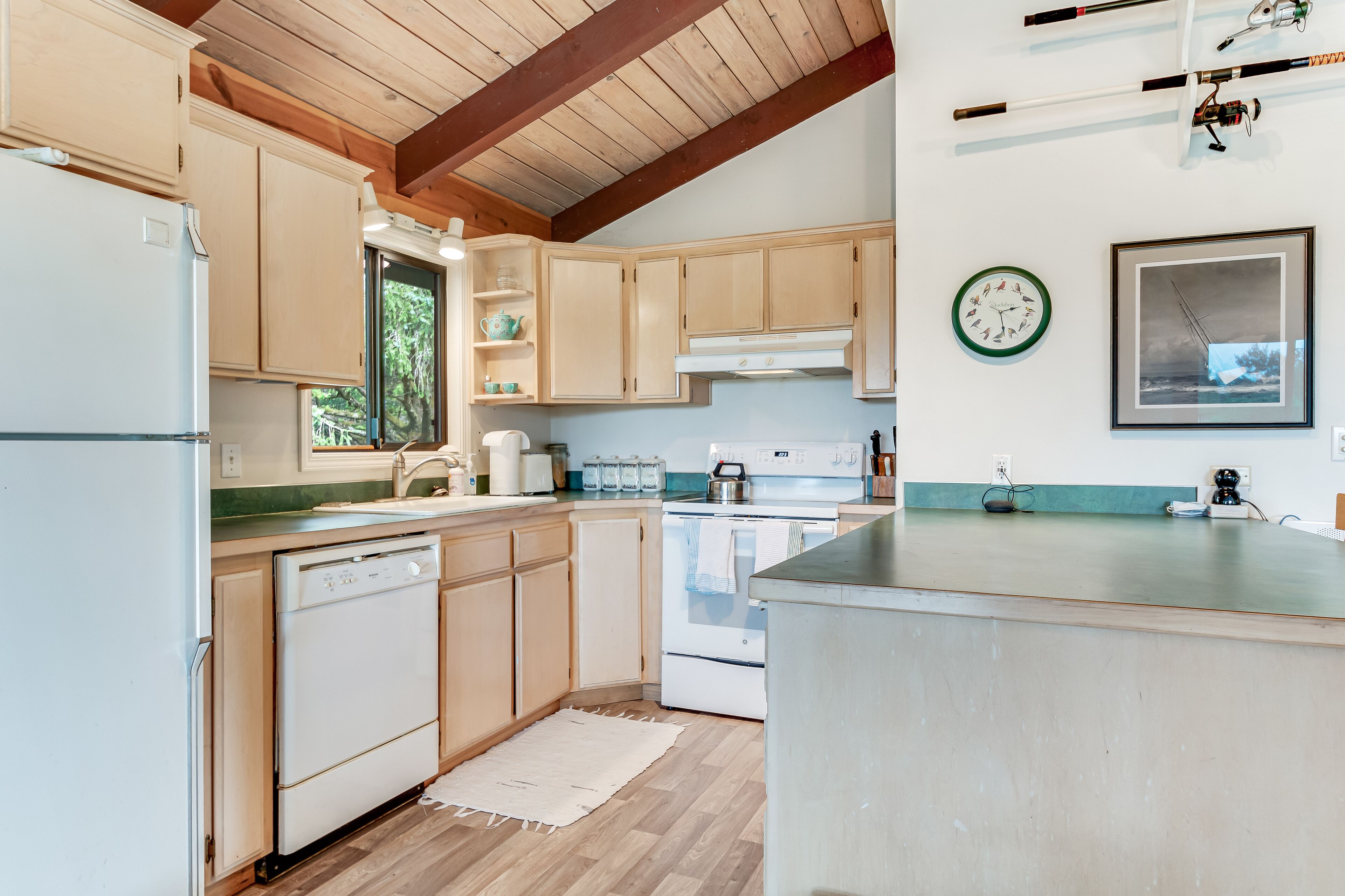 Refrigerador, horno, parrilla de estufa y lavavajillas 