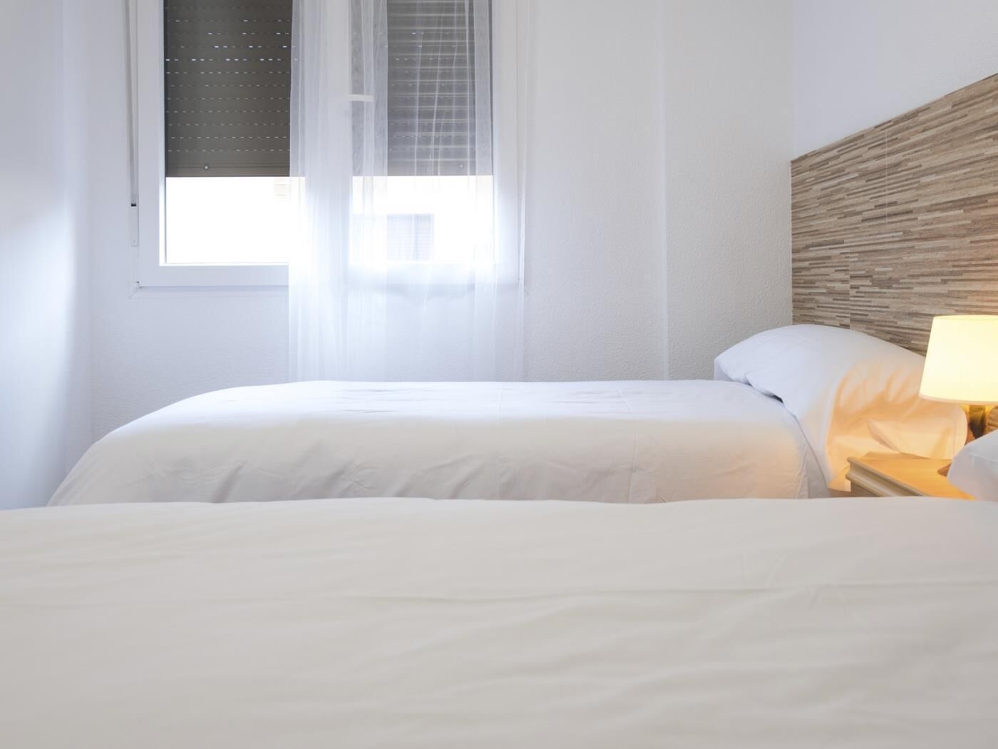 2 bedrooms, iron/ironing board, Internet, bed sheets