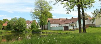 Beautiful private villa for 8 guests with TV, pets allowed and parking