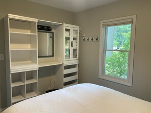 4 habitaciones, tabla de planchar con plancha y wifi gratis 