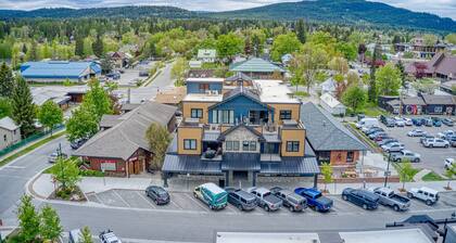 Brand new luxury condo on Central ave in downtown Whitefish!!!