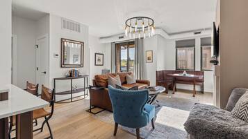 TV connectée, cheminée