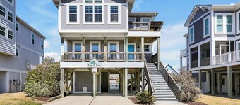 Sea 2 Sea - 4 Bdrm w/ Pool and New Patio - 1 Minute Walk to Beach