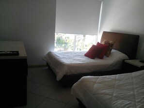3 bedrooms, travel crib, WiFi - Unique view to the ocean w/private terrace (acapulco)