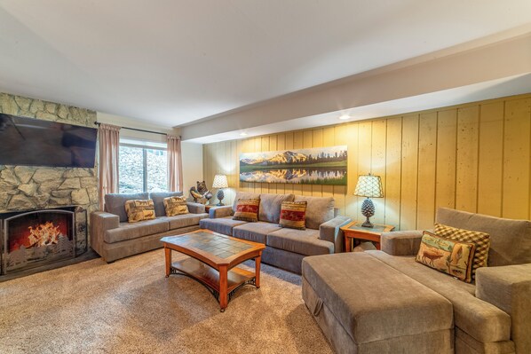 Smart TV, fireplace, foosball, table tennis