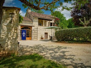 Exterior - Authentic country house with new private pool (Puy l'Eveque)