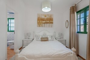 3 habitaciones, tabla de planchar con plancha y wifi gratis