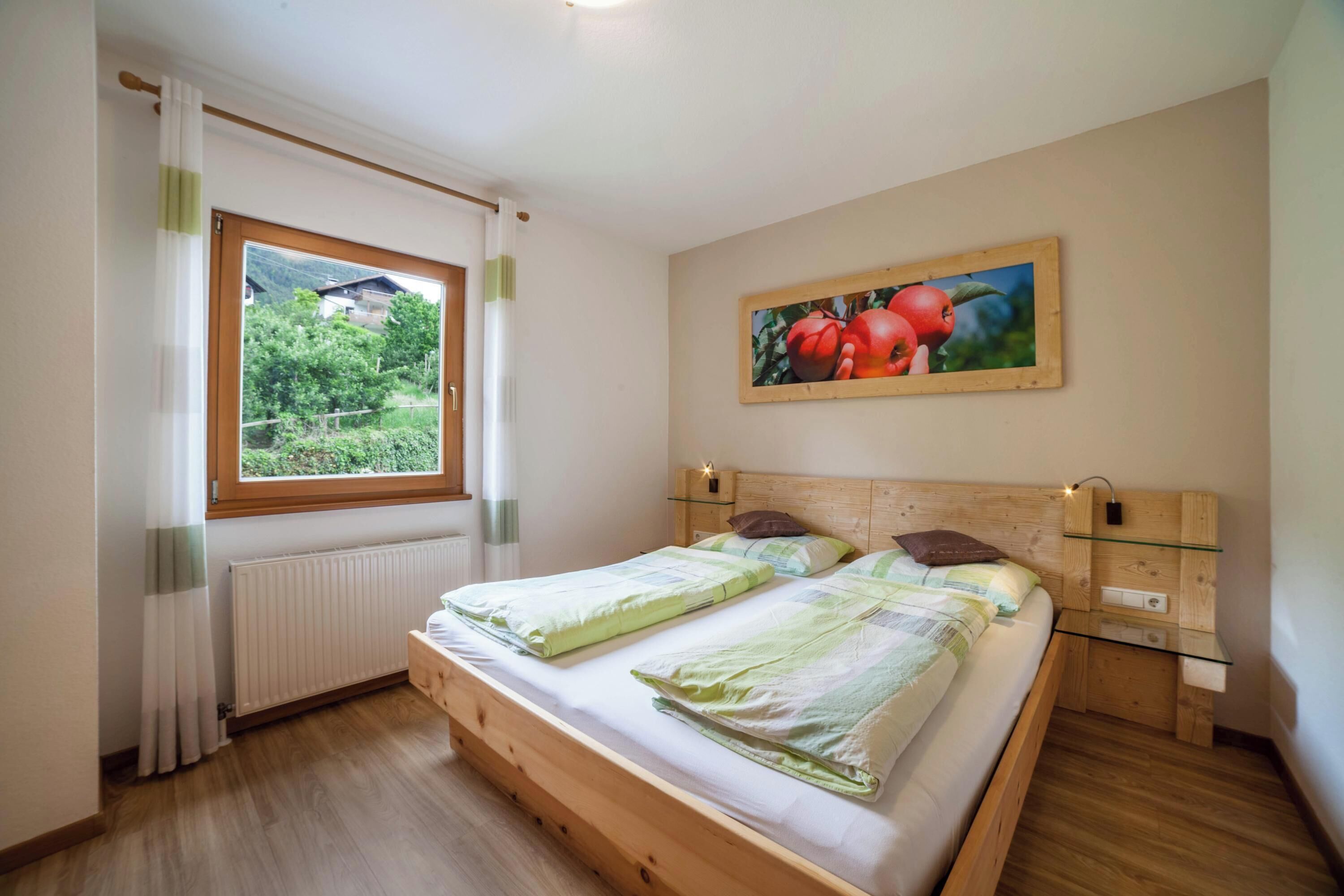 2 多间卧室、免费 WiFi、床单