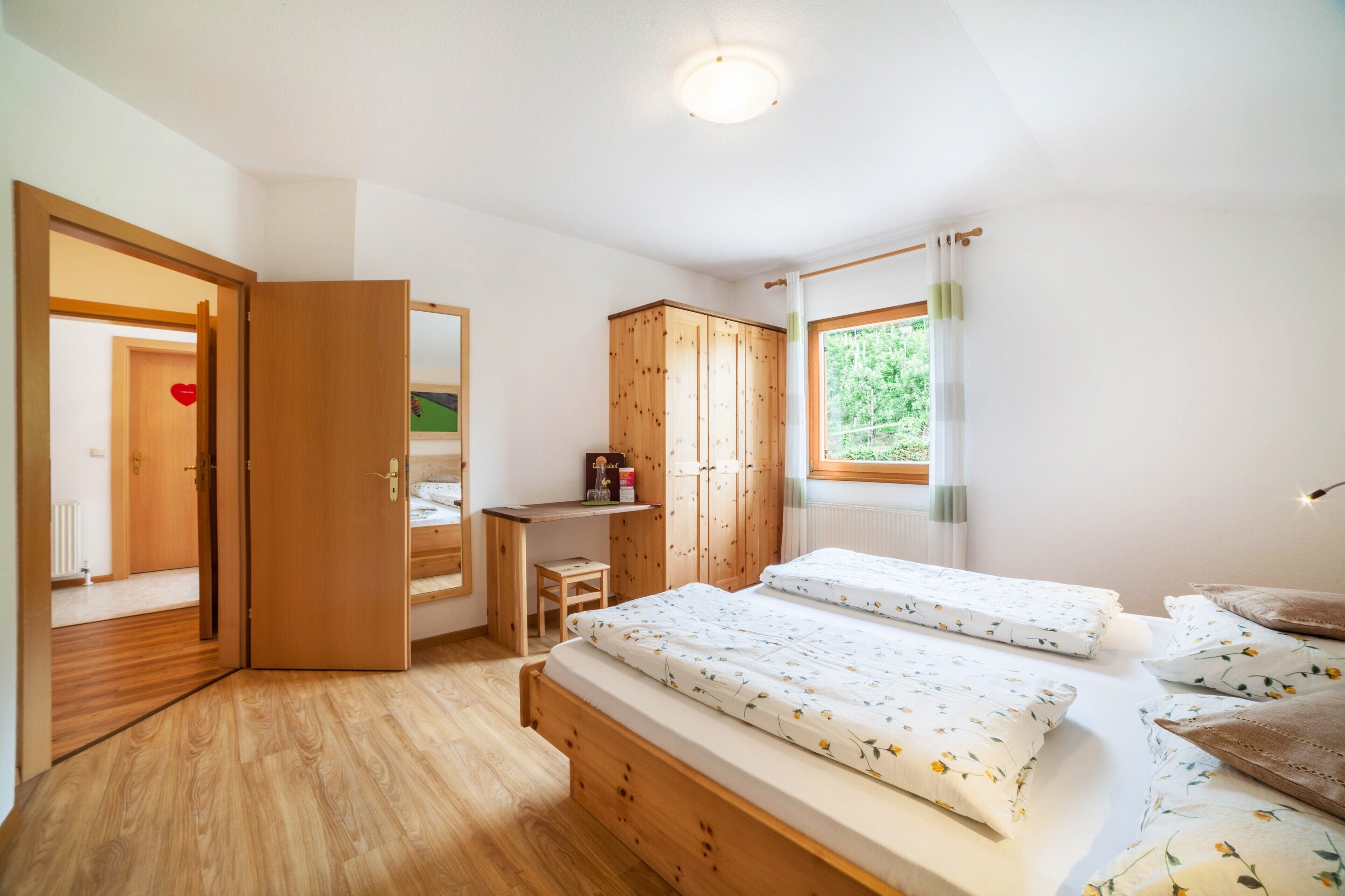 2 bedrooms, free WiFi, bed sheets