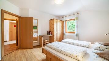 2 bedrooms, free WiFi, bed sheets