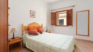 2 bedrooms, free WiFi, bed sheets